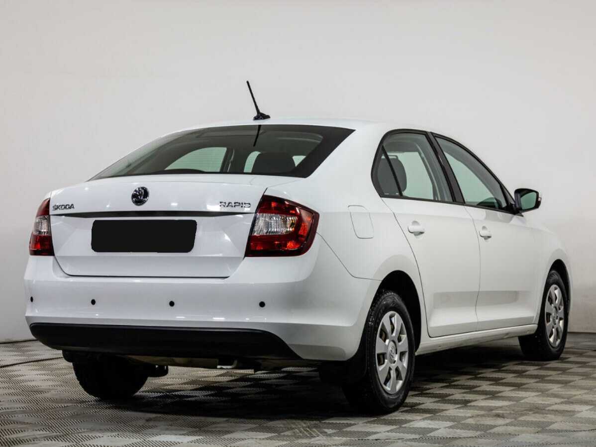 Купить Skoda Rapid с пробегом. Фото: #3