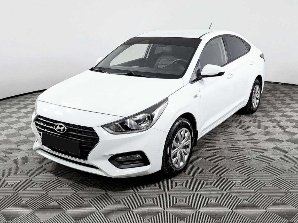 Купить Hyundai Solaris с пробегом. Фото: #0