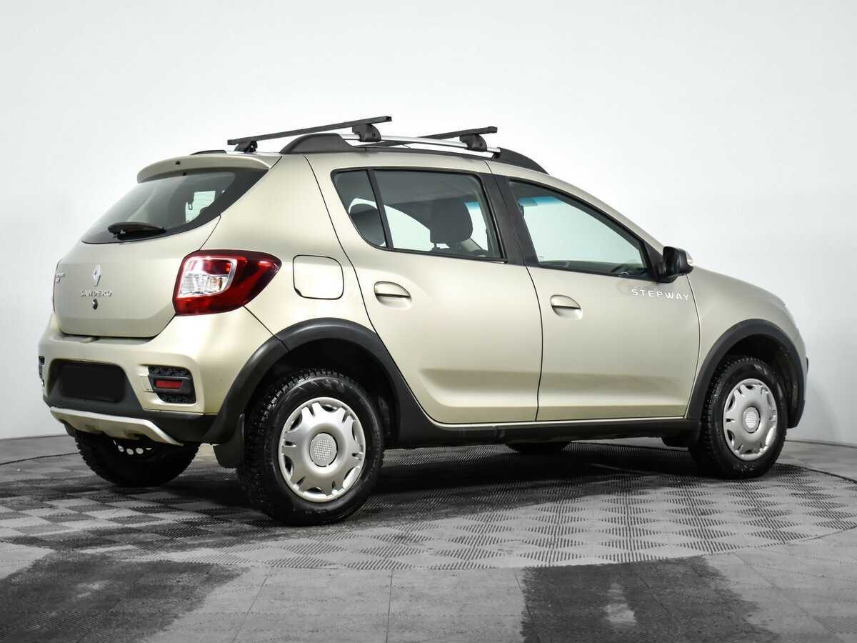 Купить Renault Sandero с пробегом. Фото: #4