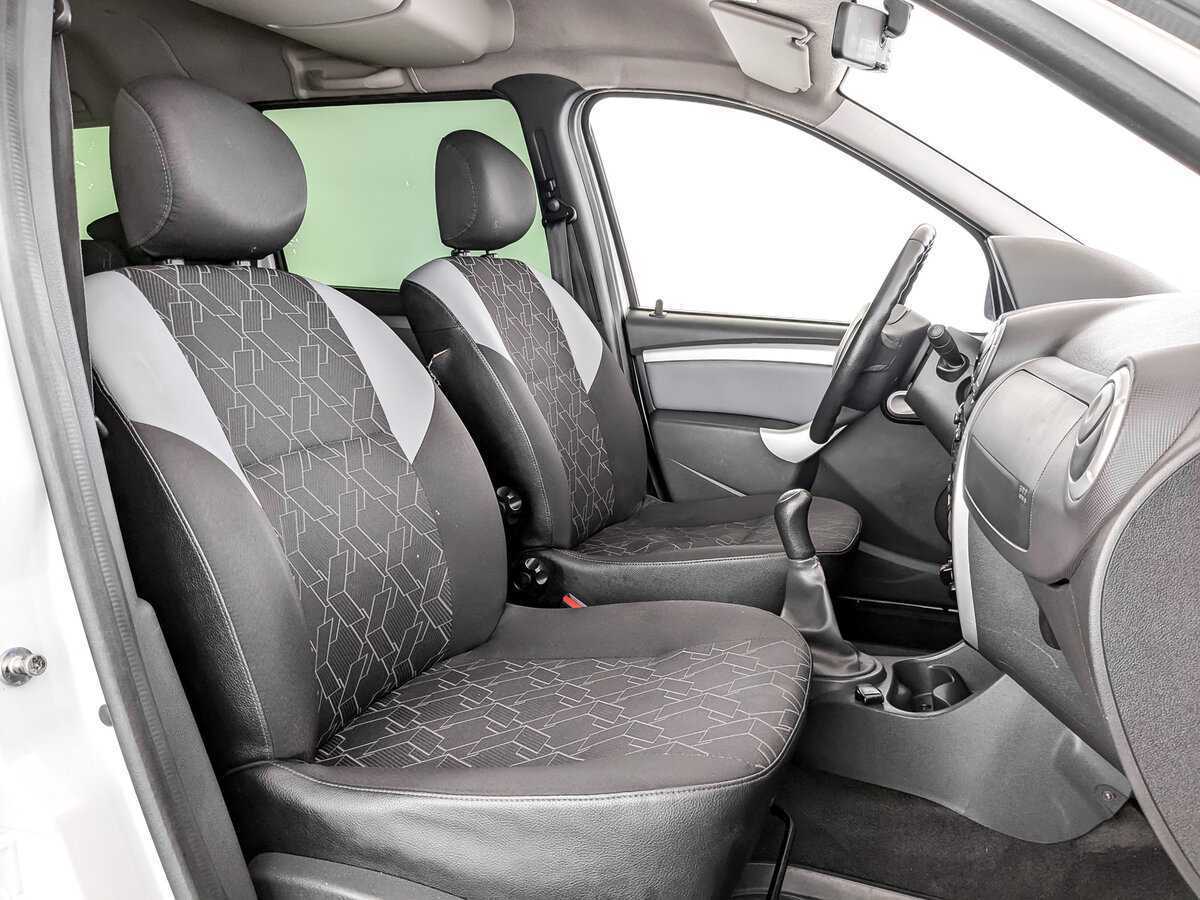 Купить Lada (ВАЗ) Largus с пробегом. Фото: #18