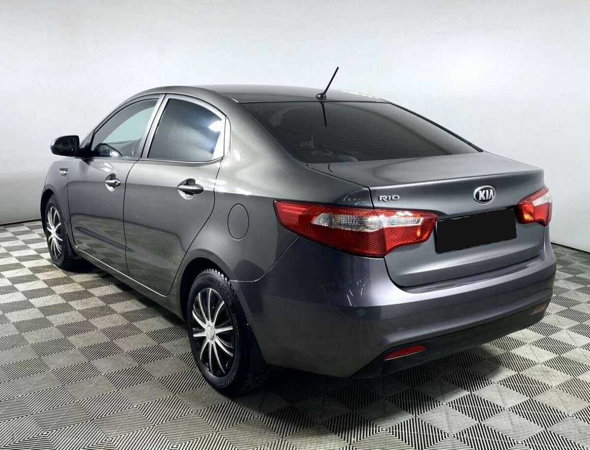 Купить Kia Rio с пробегом. Фото: #4