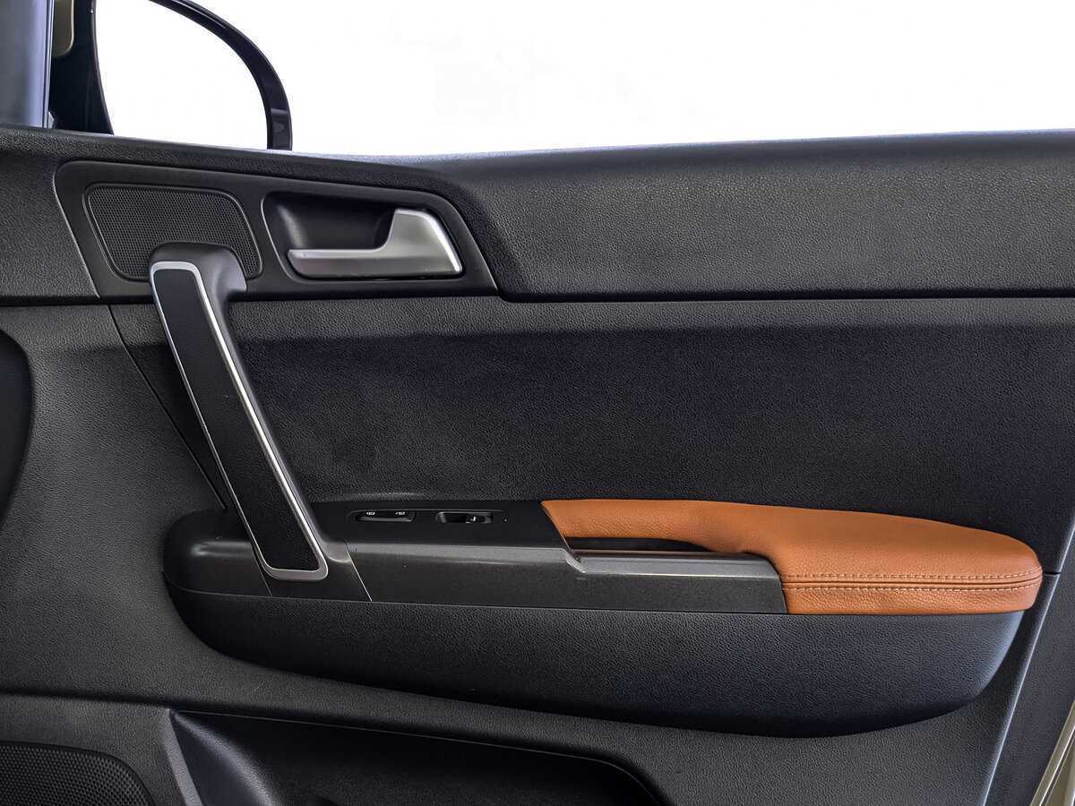 Купить Kia Sportage с пробегом. Фото: #20