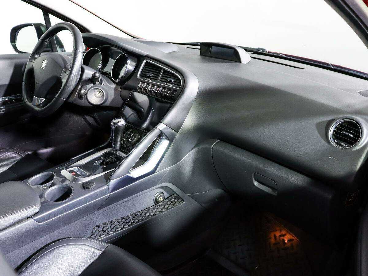 Купить Peugeot 3008 с пробегом. Фото: #6