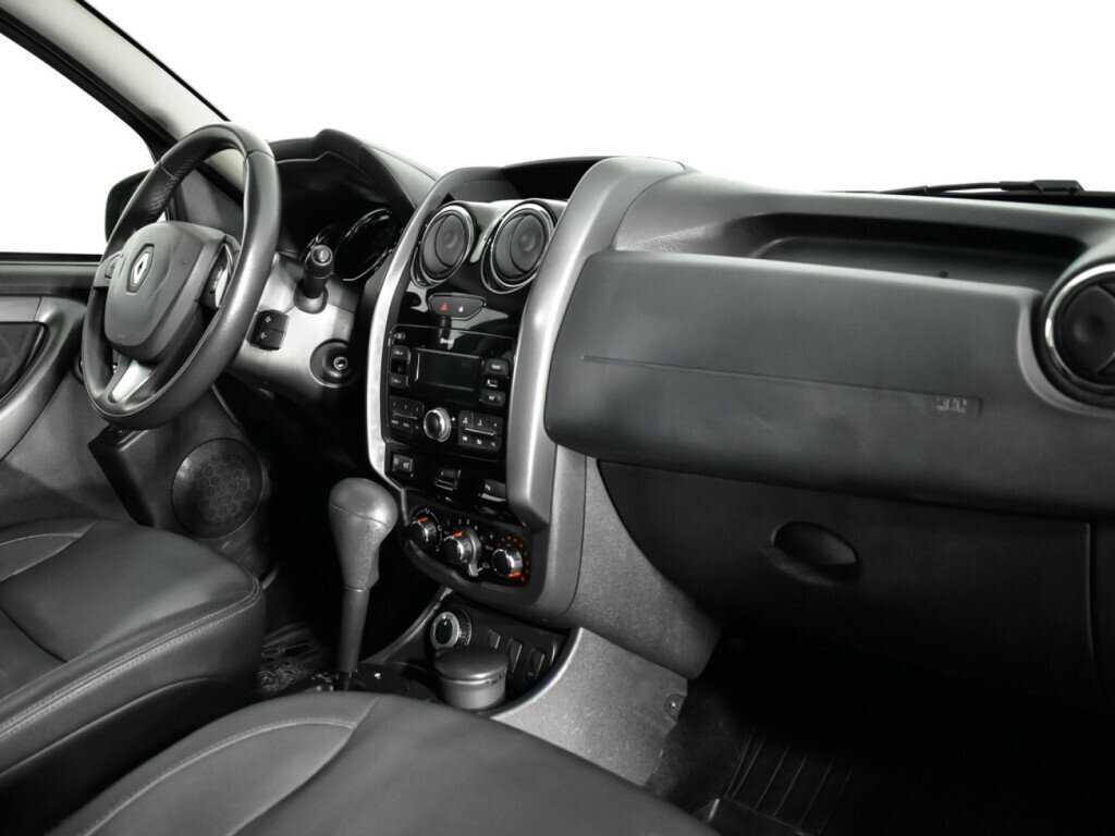 Купить Renault Duster с пробегом. Фото: #8