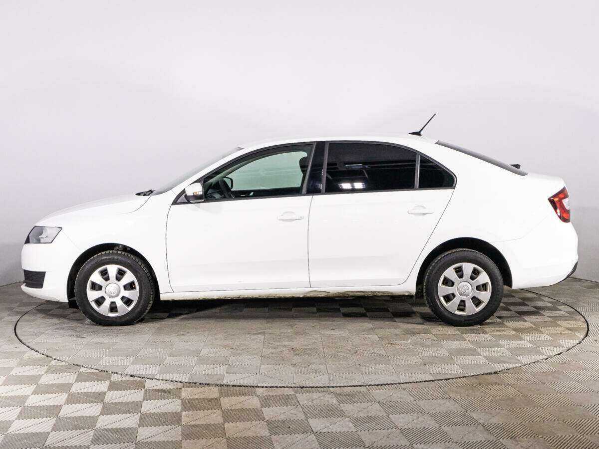 Купить Skoda Rapid с пробегом. Фото: #7