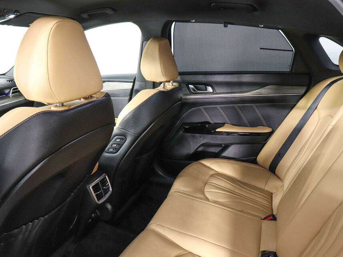 Купить Kia K5 с пробегом. Фото: #11