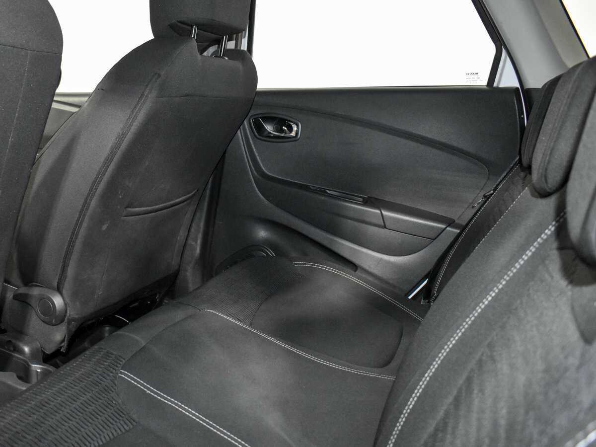 Купить Renault Kaptur с пробегом. Фото: #11