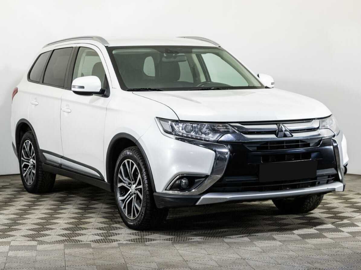 Купить Mitsubishi Outlander с пробегом. Фото: #2