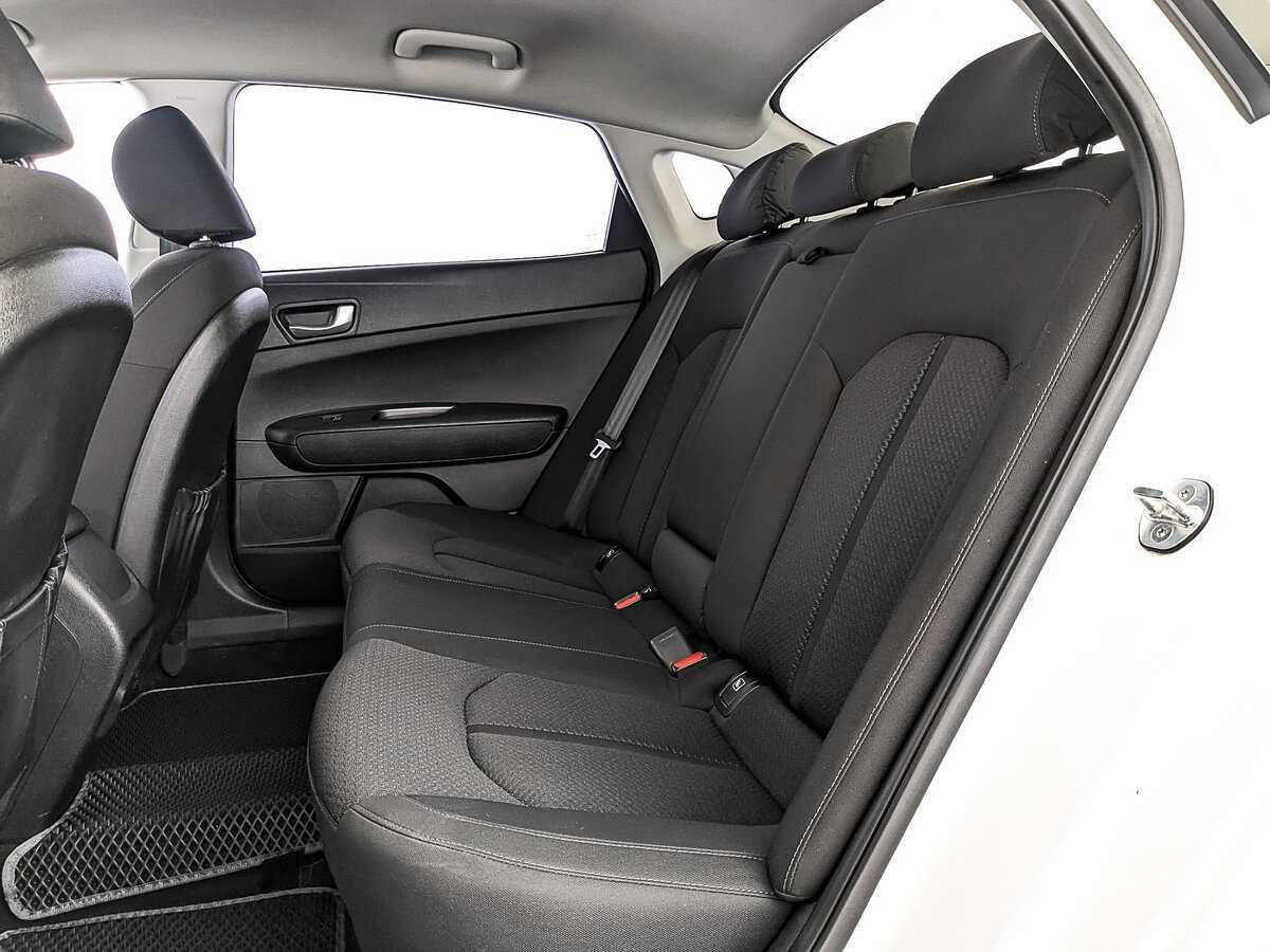 Купить Kia Optima с пробегом. Фото: #17