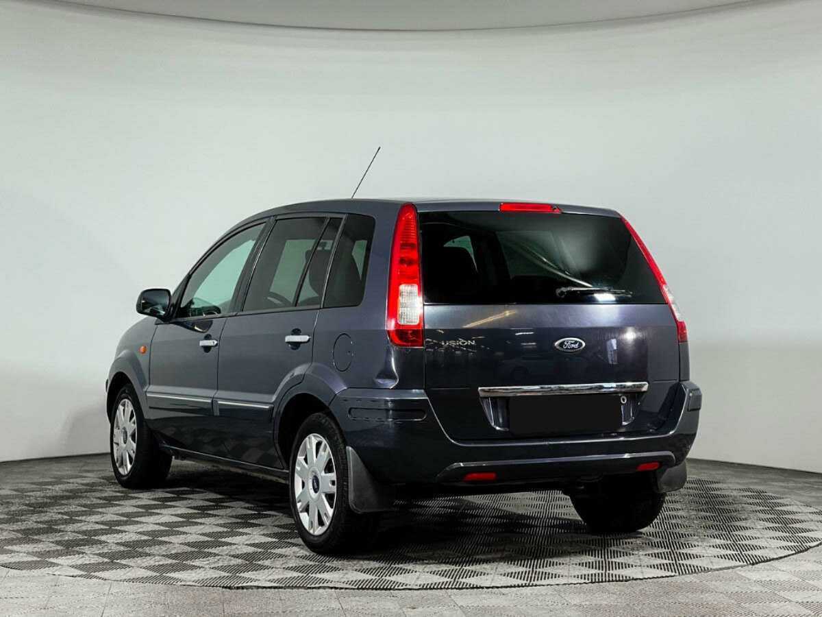 Купить Ford Fusion с пробегом. Фото: #5