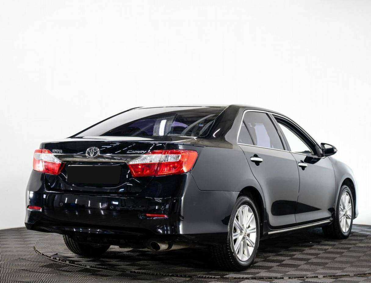 Купить Toyota Camry с пробегом. Фото: #5