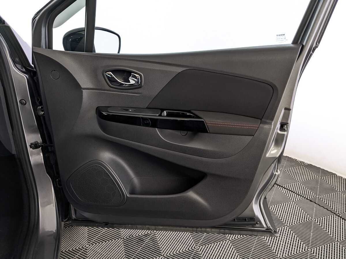 Купить Renault Kaptur с пробегом. Фото: #23