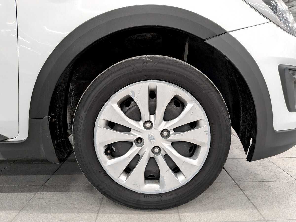 Купить Kia Rio с пробегом. Фото: #17