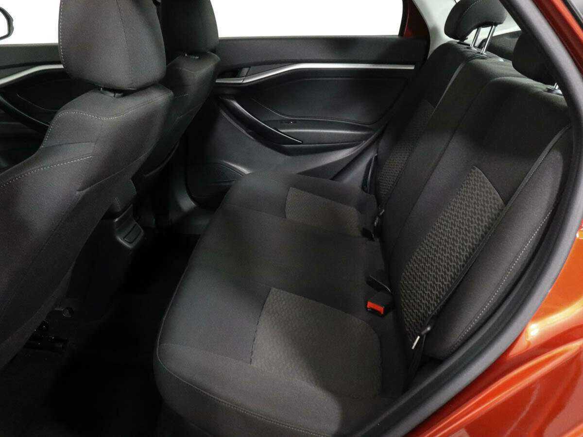 Купить Lada (ВАЗ) Vesta с пробегом. Фото: #7