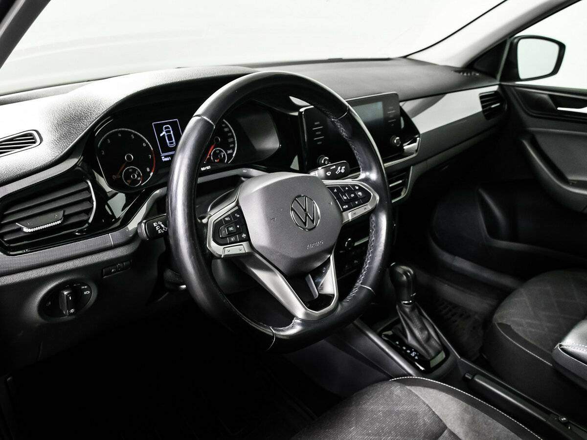 Купить Volkswagen Polo с пробегом. Фото: #12