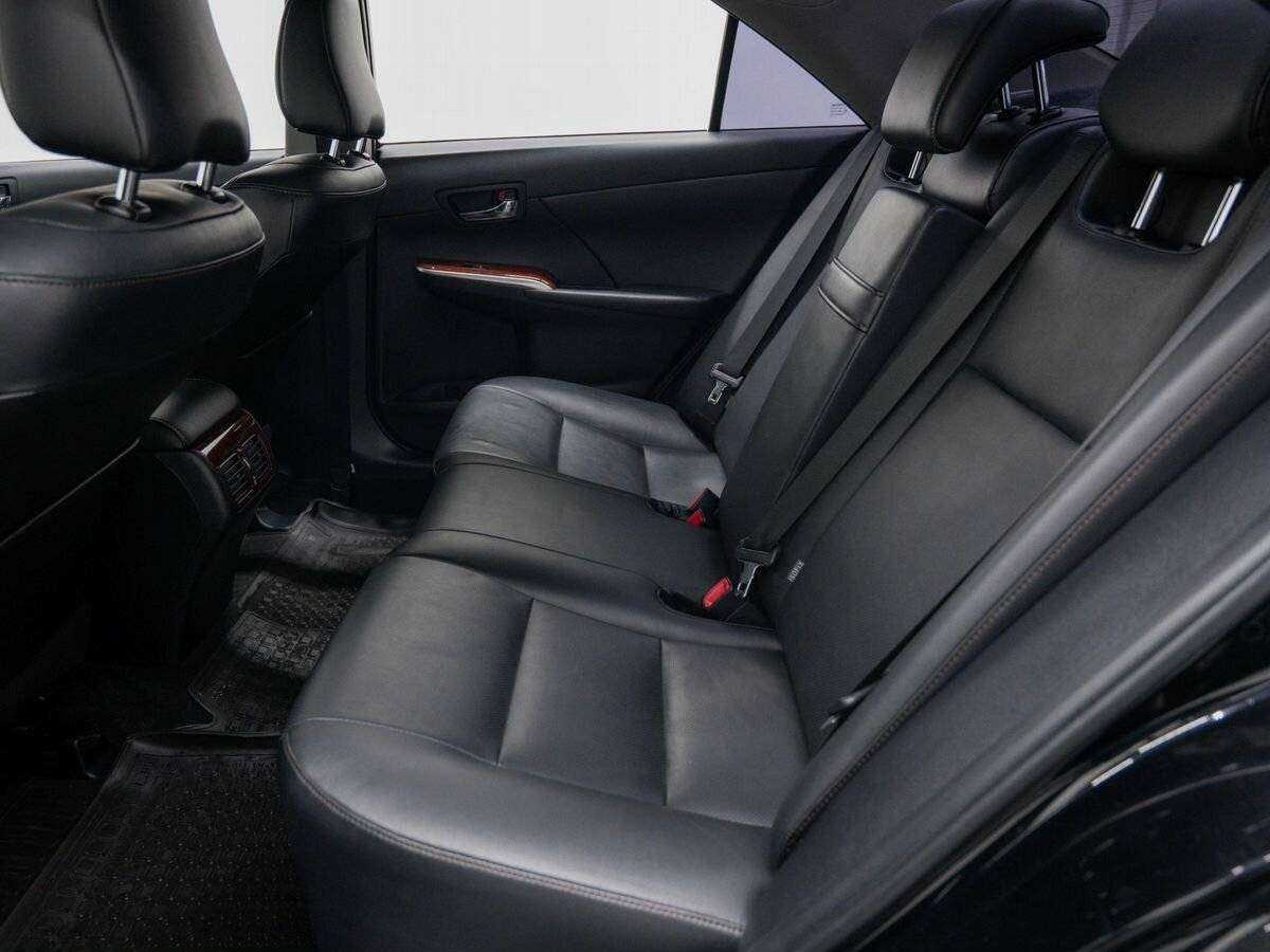 Купить Toyota Camry с пробегом. Фото: #12