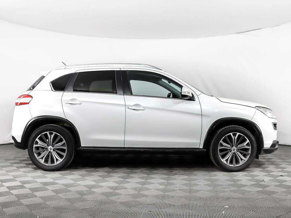 Купить Peugeot 4008 с пробегом. Фото: #3