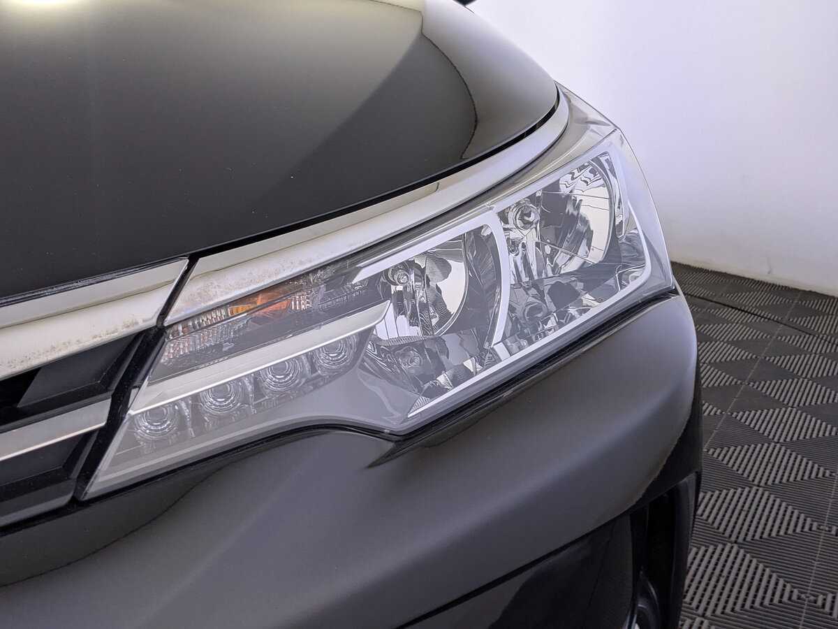 Купить Toyota Corolla с пробегом. Фото: #10