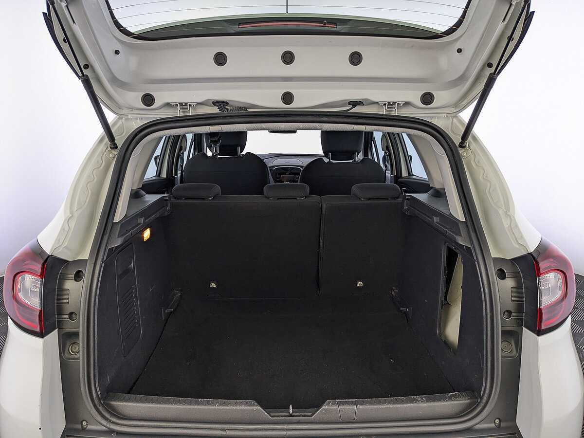 Купить Renault Kaptur с пробегом. Фото: #9