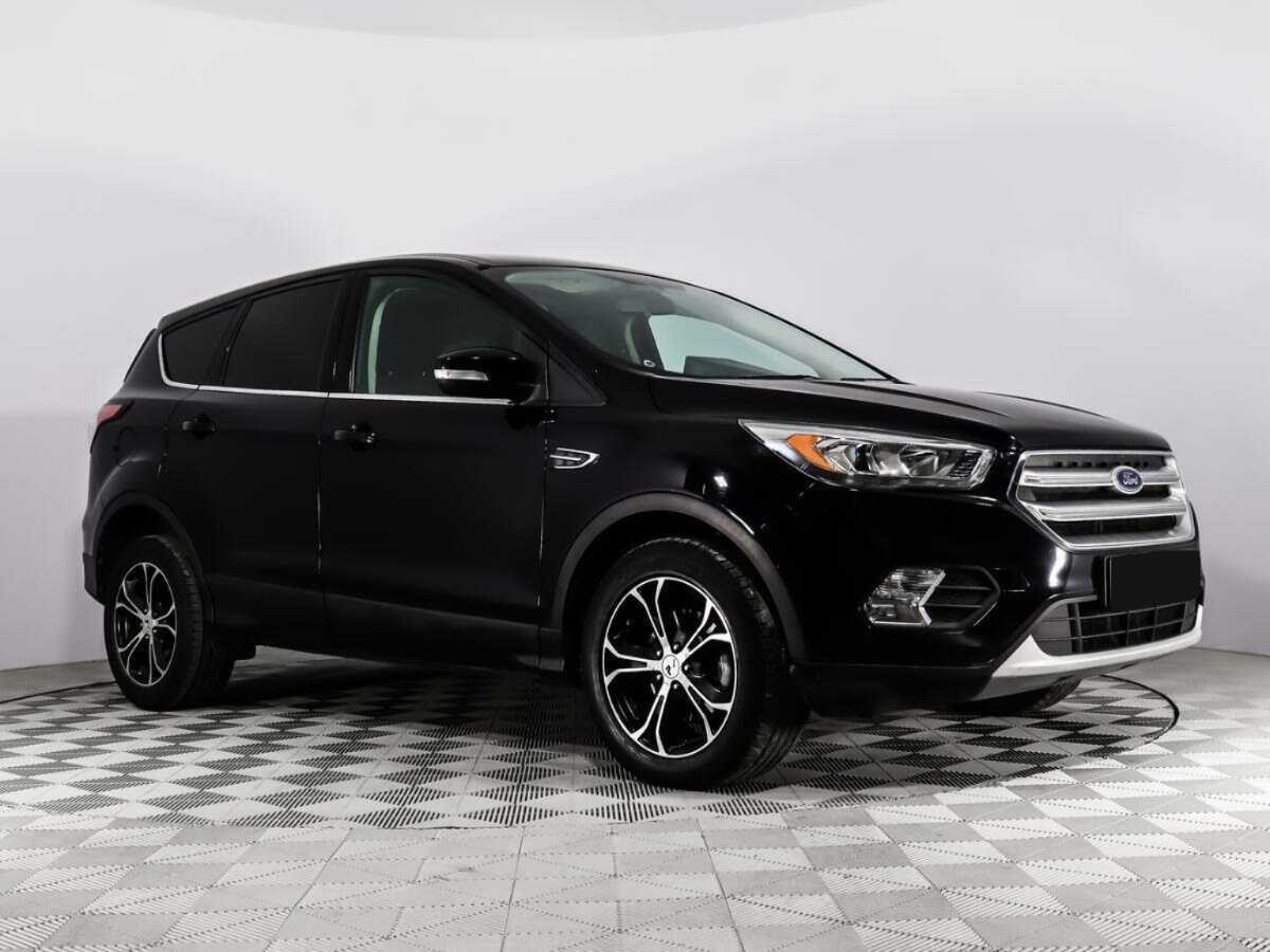 Купить Ford Kuga с пробегом. Фото: #2