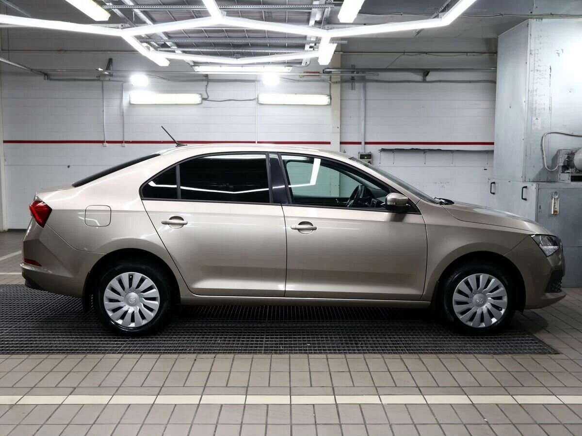 Купить Skoda Rapid с пробегом. Фото: #5