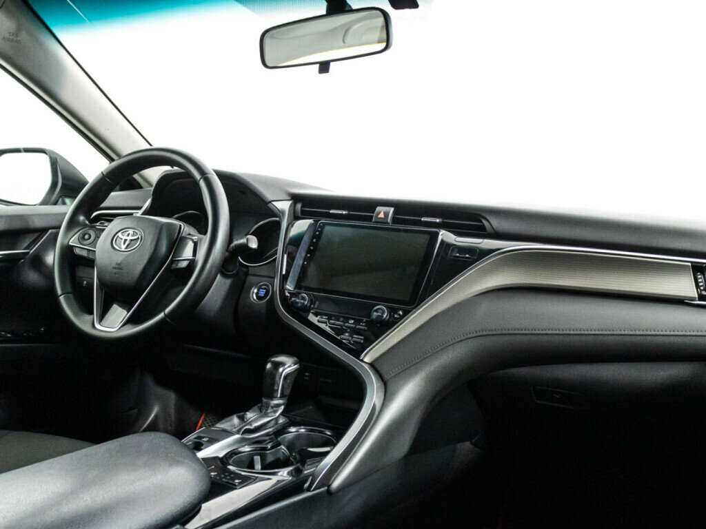 Купить Toyota Camry с пробегом. Фото: #8