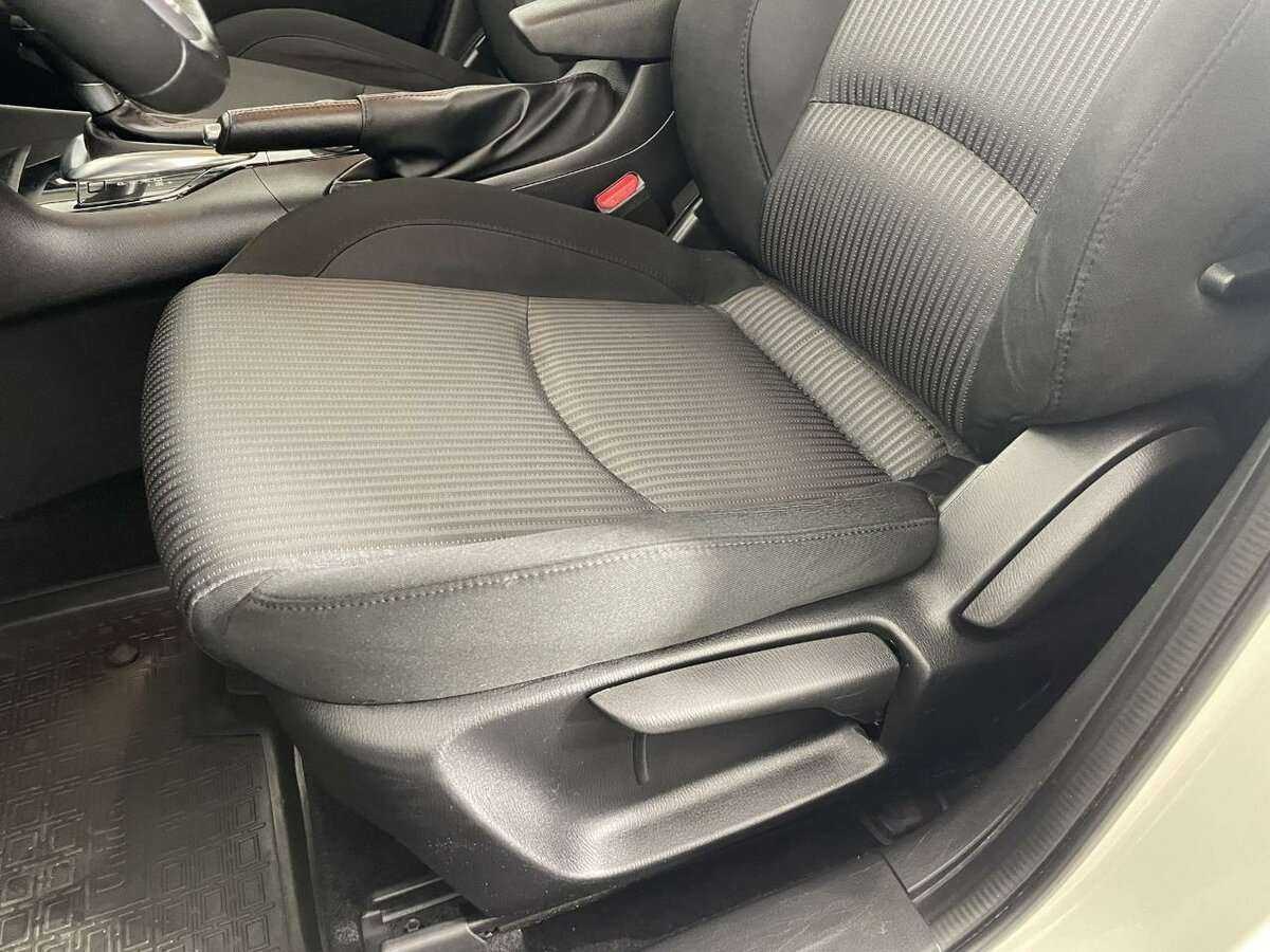 Купить Mazda 3 с пробегом. Фото: #8