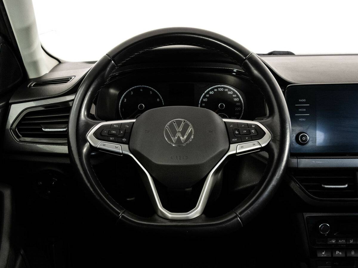 Купить Volkswagen Polo с пробегом. Фото: #9