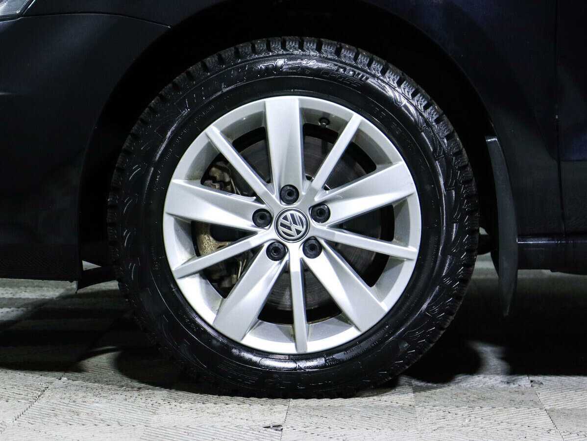 Купить Volkswagen Polo с пробегом. Фото: #16