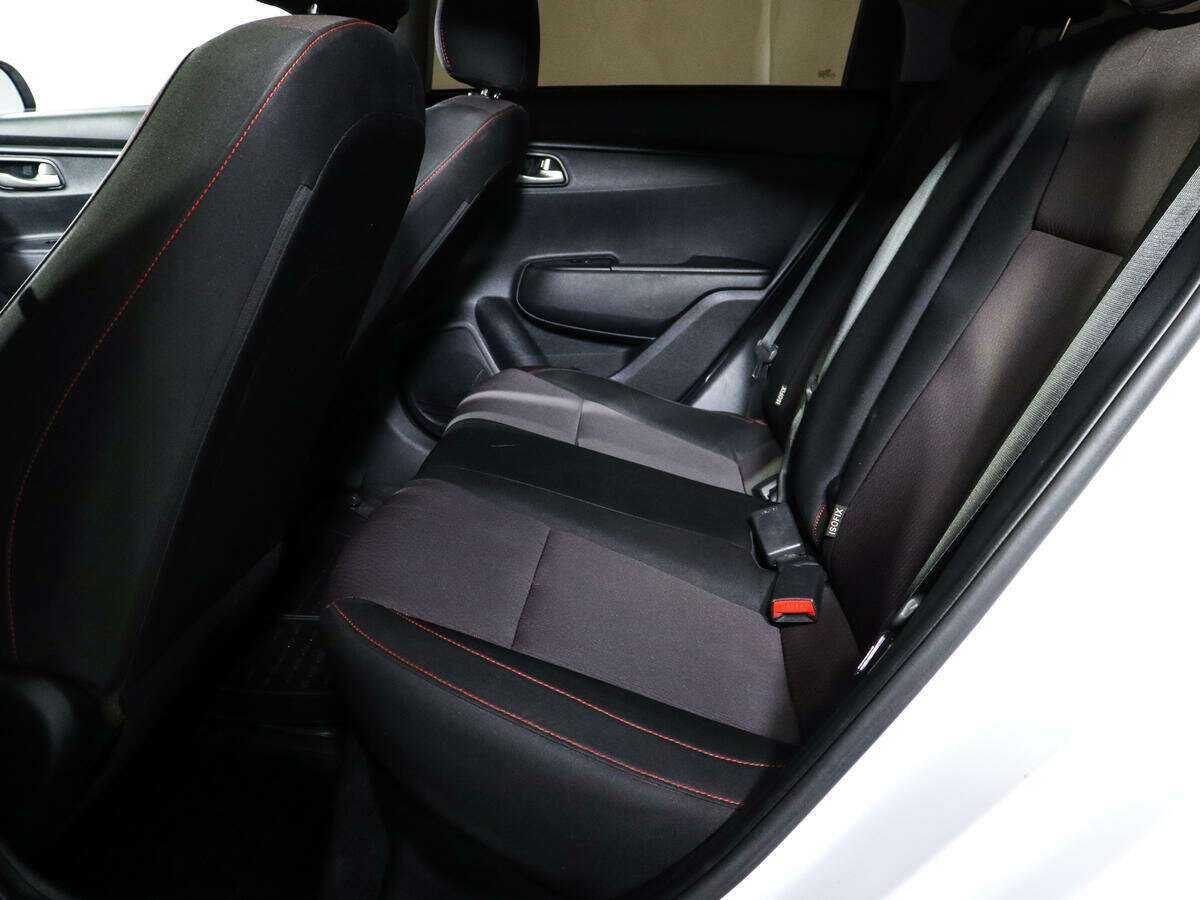 Купить Kia Rio с пробегом. Фото: #7