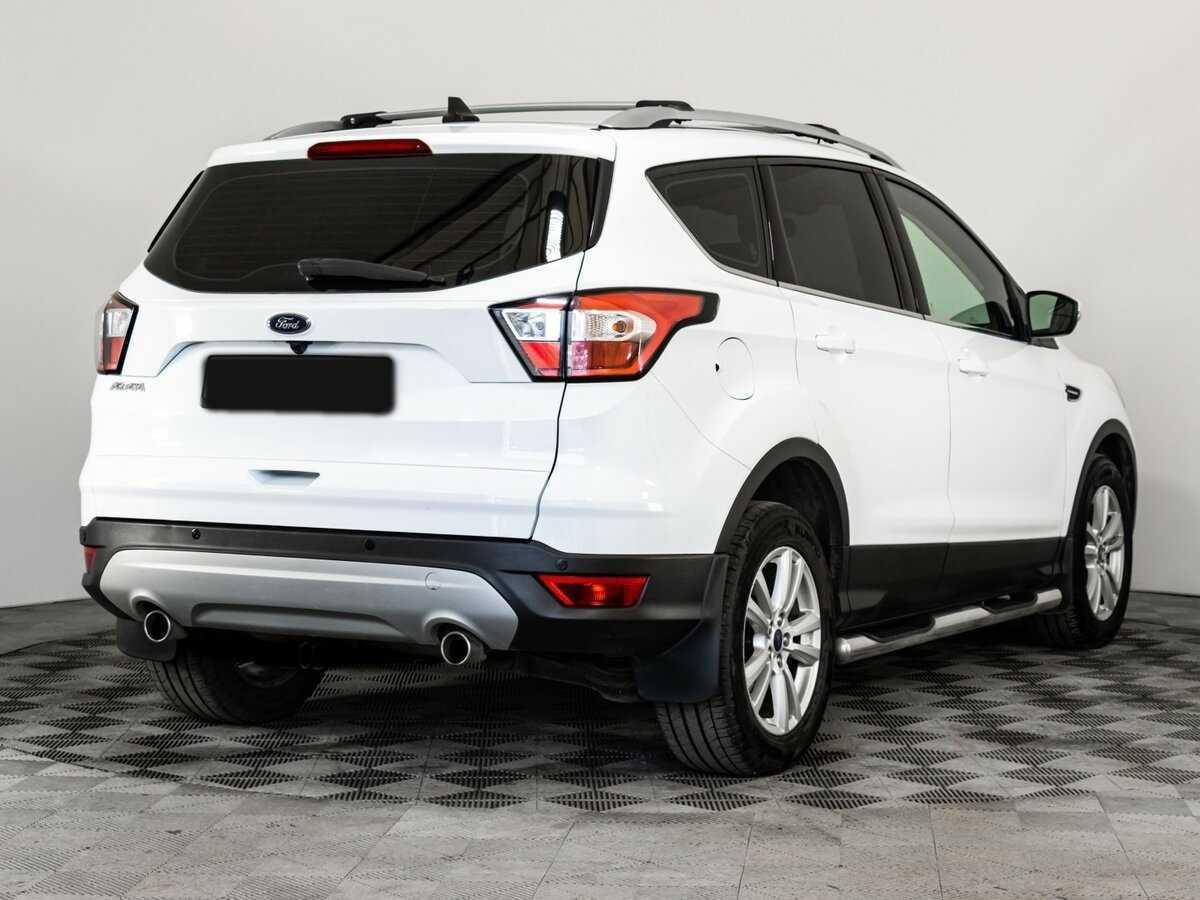 Купить Ford Kuga с пробегом. Фото: #3