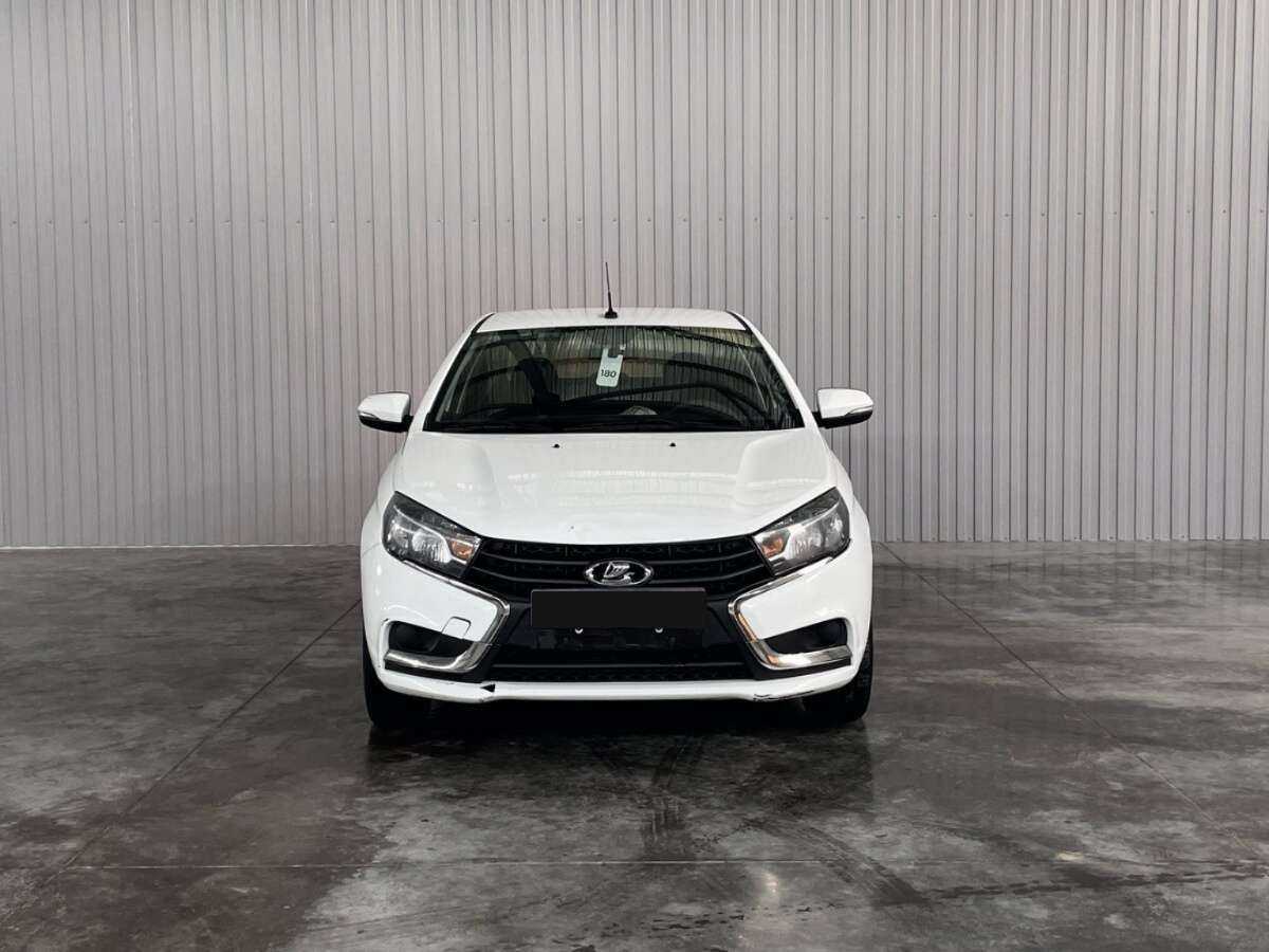 Купить Lada (ВАЗ) Vesta с пробегом. Фото: #1