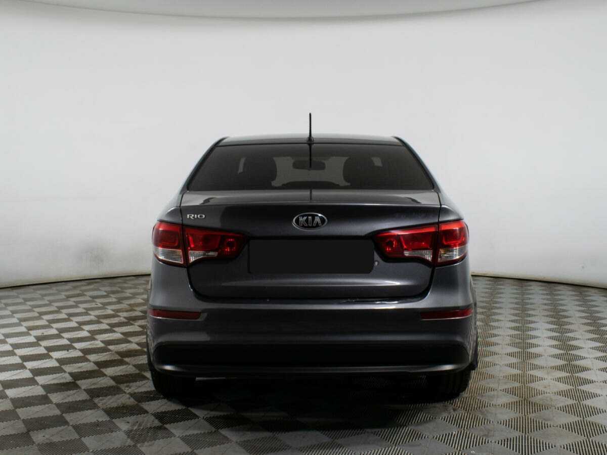Купить Kia Rio с пробегом. Фото: #4