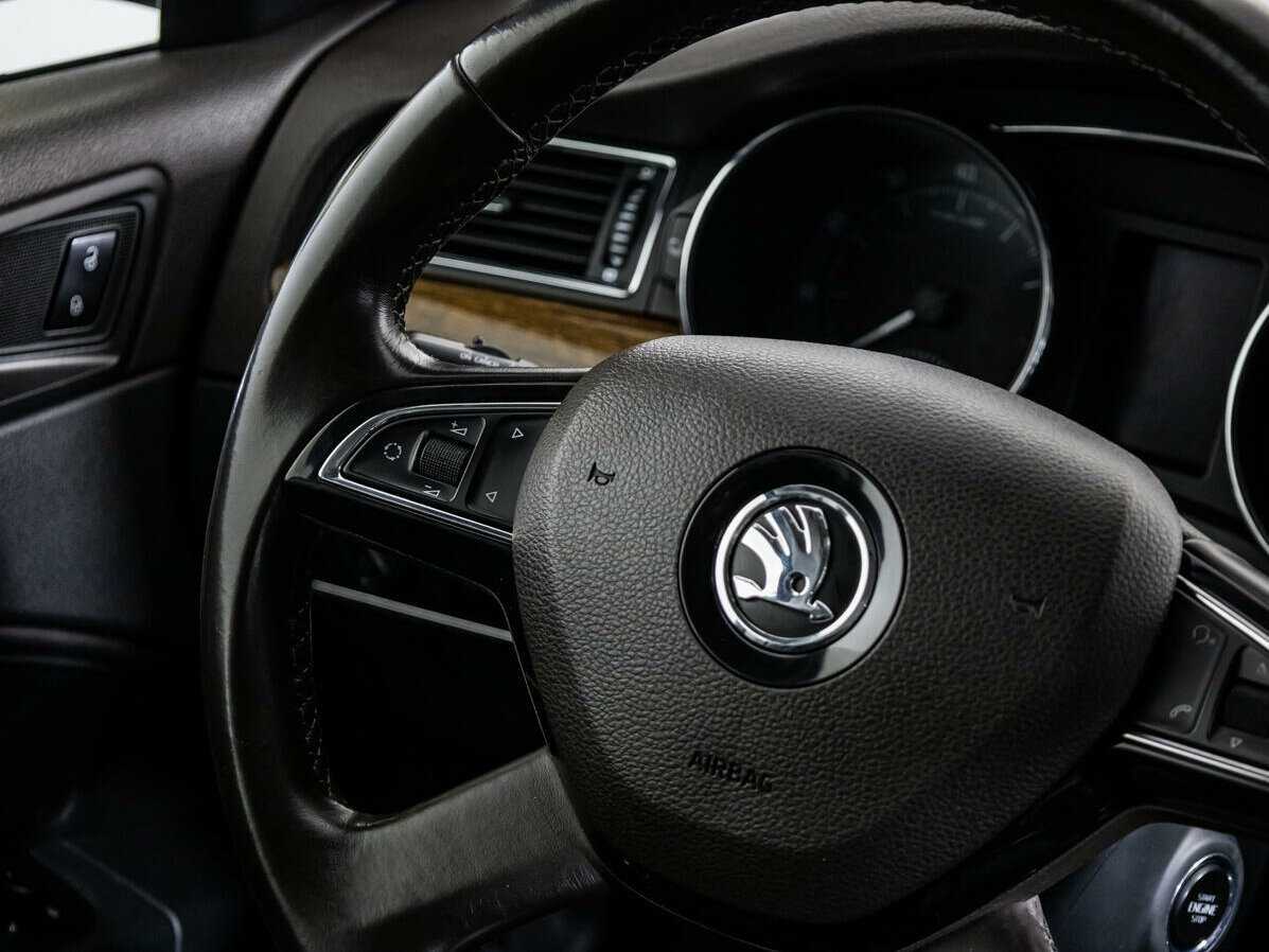 Купить Skoda Superb с пробегом. Фото: #13