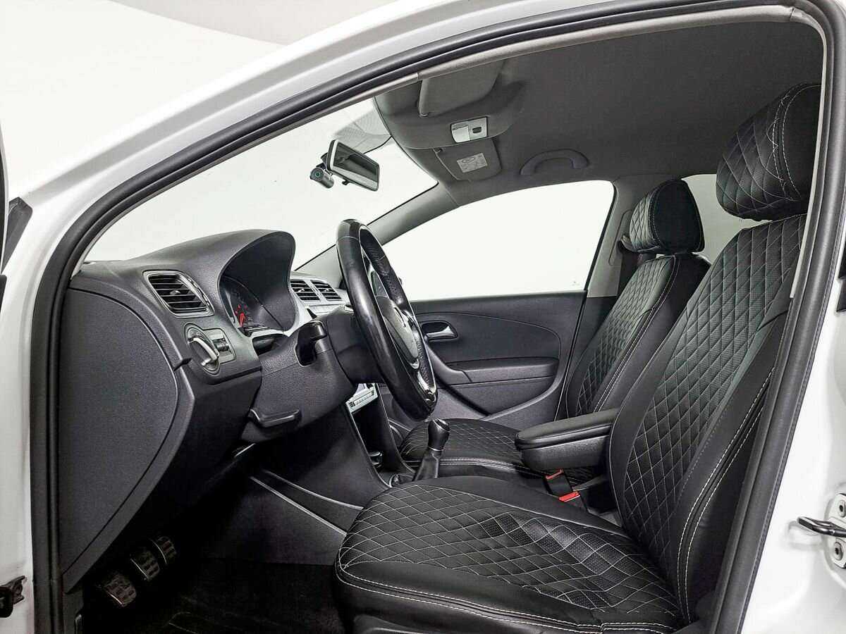 Купить Volkswagen Polo с пробегом. Фото: #13