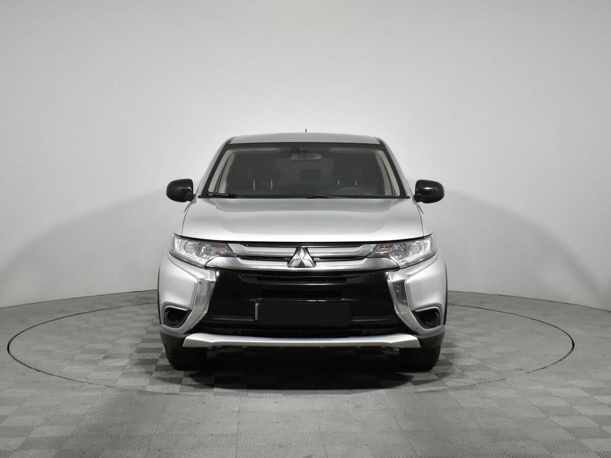 Купить Mitsubishi Outlander с пробегом. Фото: #1