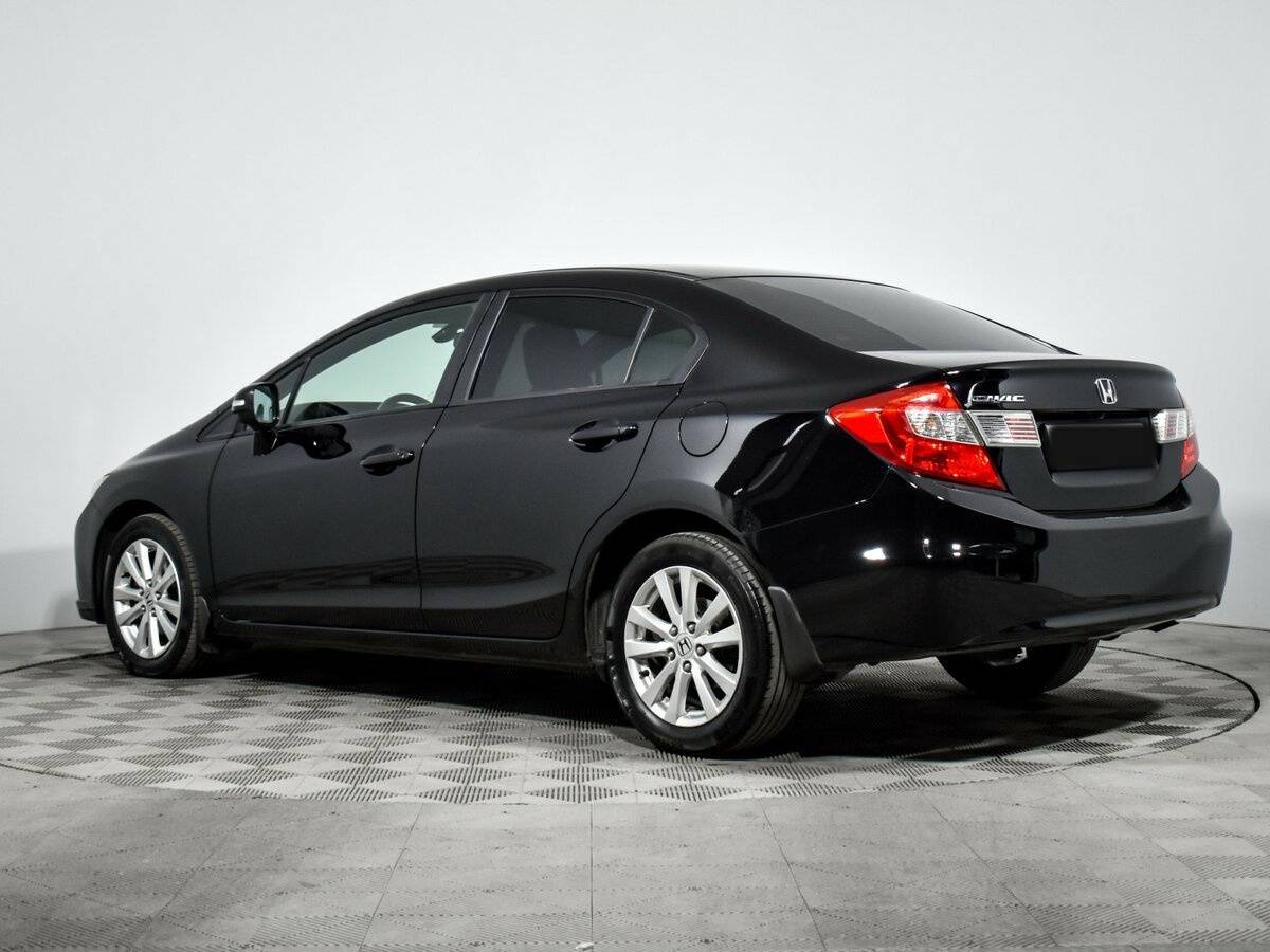 Купить Honda Civic с пробегом. Фото: #3
