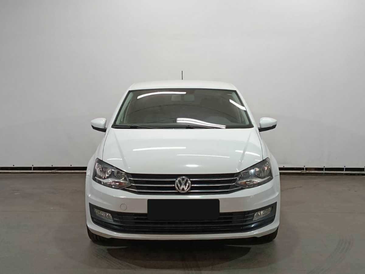 Купить Volkswagen Polo с пробегом. Фото: #1