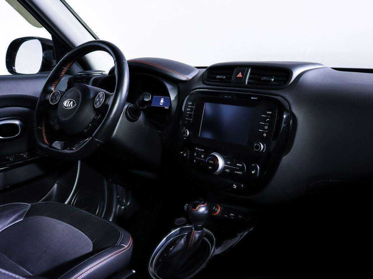 Купить Kia Soul с пробегом. Фото: #8