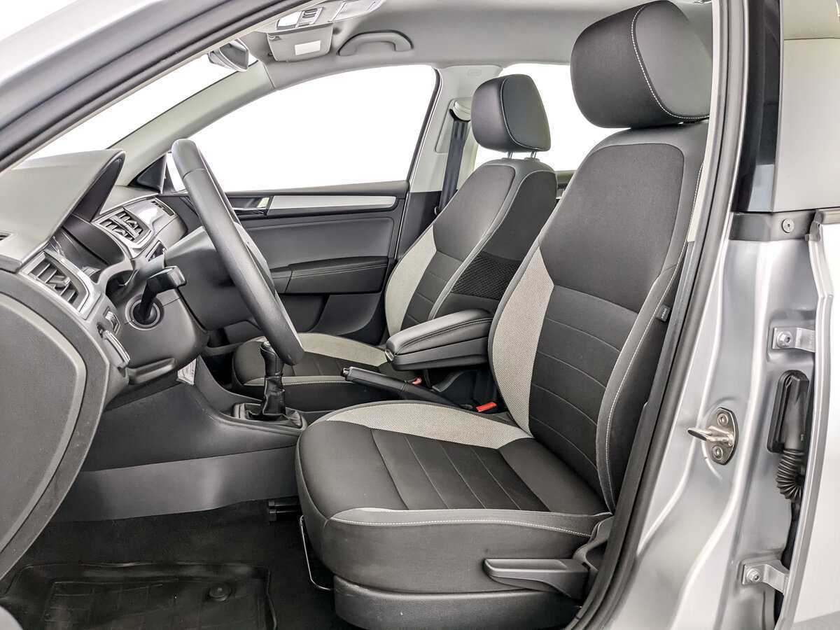 Купить Skoda Rapid с пробегом. Фото: #15