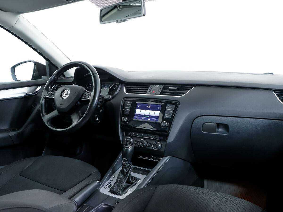 Купить Skoda Octavia с пробегом. Фото: #8