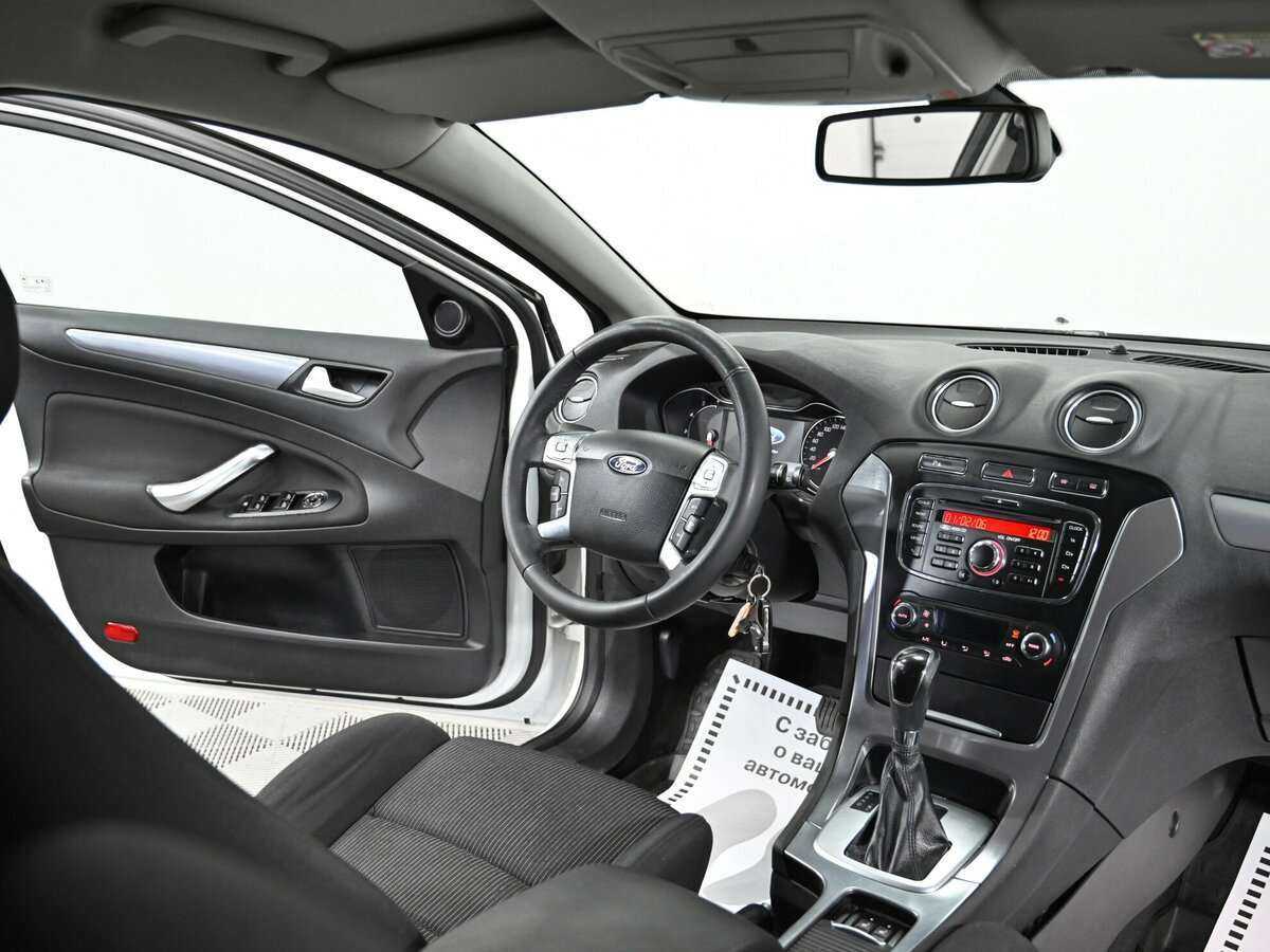 Купить Ford Mondeo с пробегом. Фото: #9