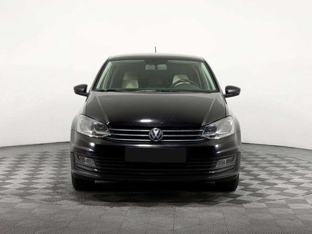 Купить Volkswagen Polo с пробегом. Фото: #1