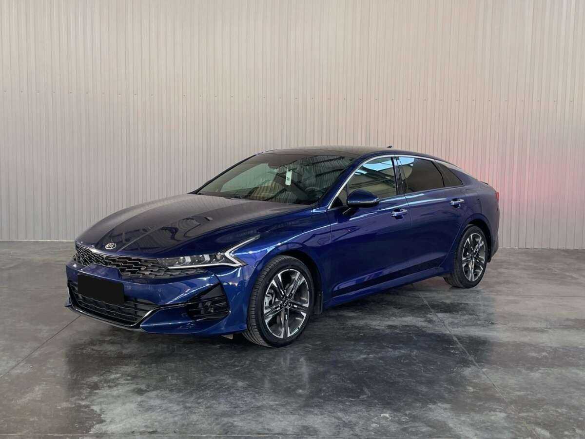 Купить Kia K5 с пробегом. Посмотреть фото