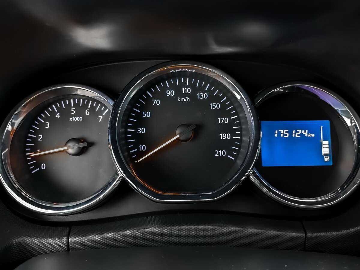 Купить Renault Duster с пробегом. Фото: #14