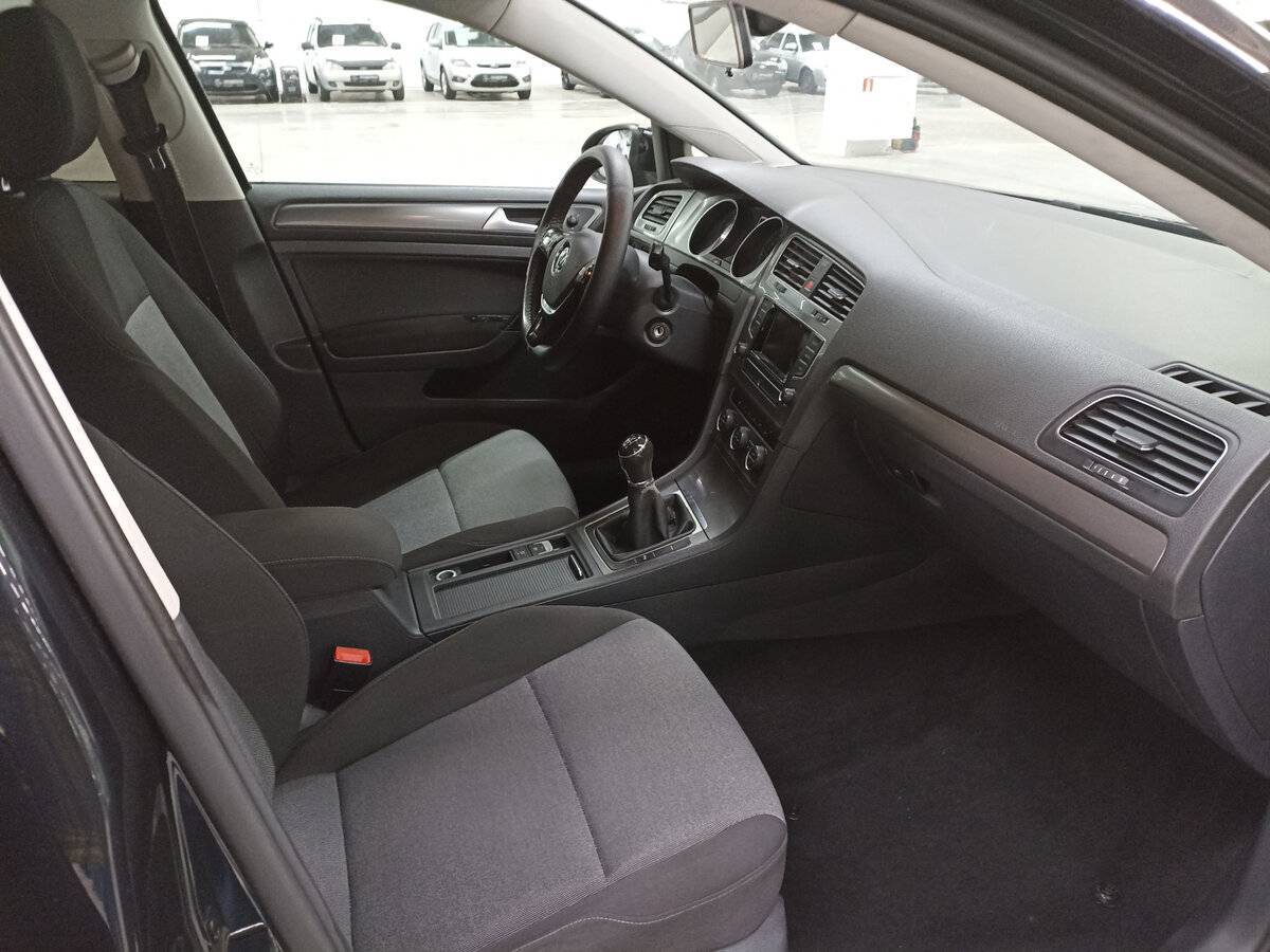 Купить Volkswagen Golf с пробегом. Фото: #10