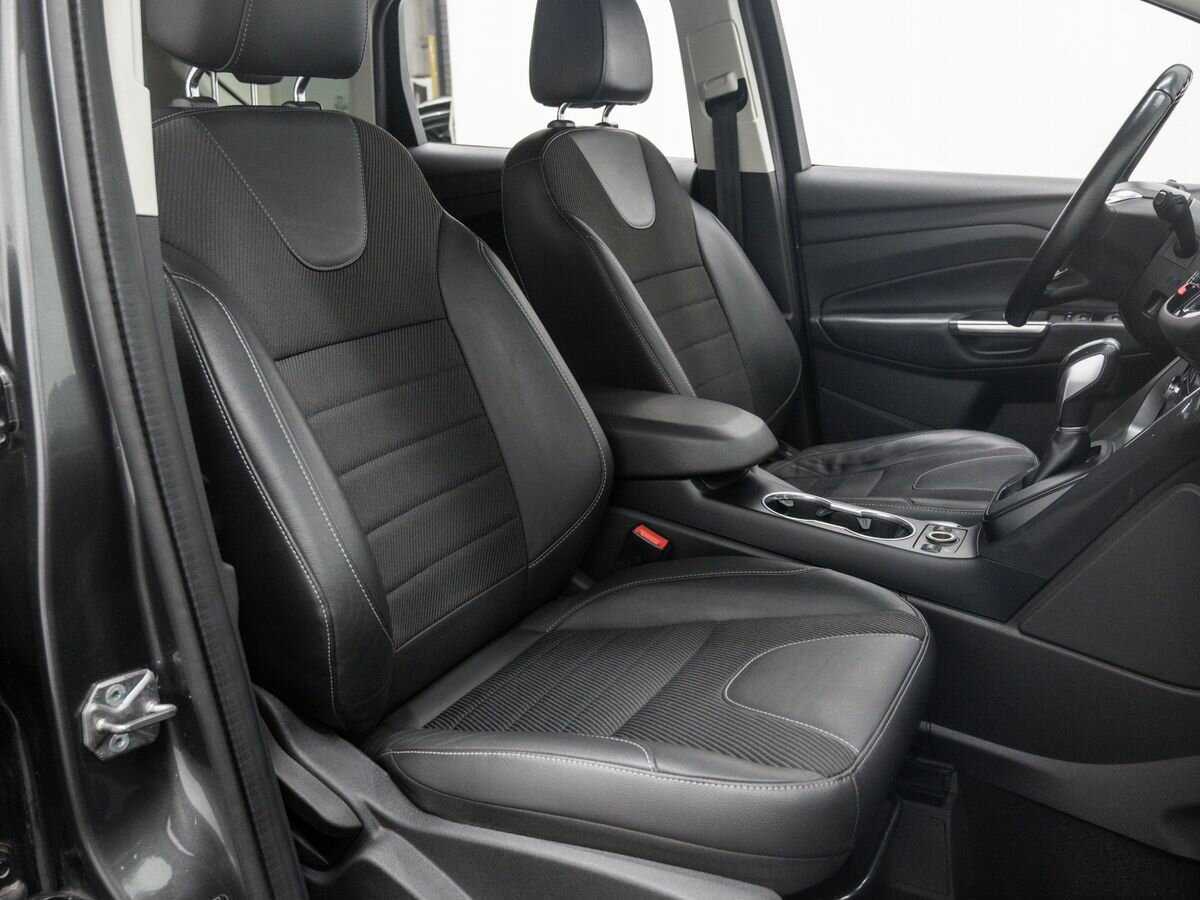 Купить Ford Kuga с пробегом. Фото: #6