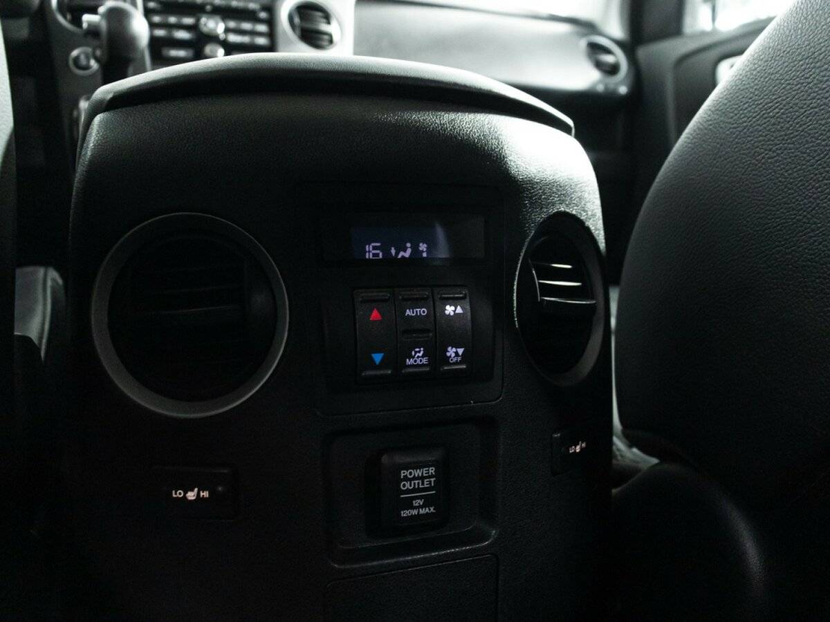 Купить Honda Pilot с пробегом. Фото: #17