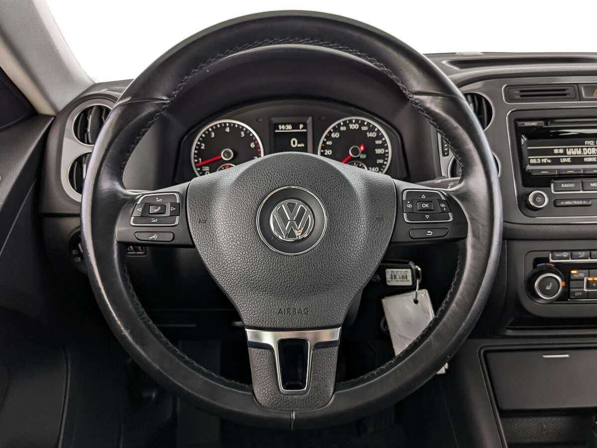 Купить Volkswagen Tiguan с пробегом. Фото: #17