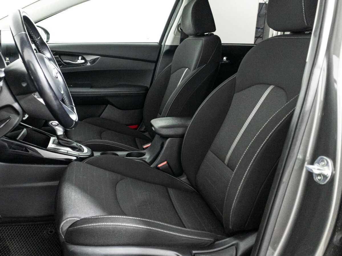 Купить Kia Cerato с пробегом. Фото: #14